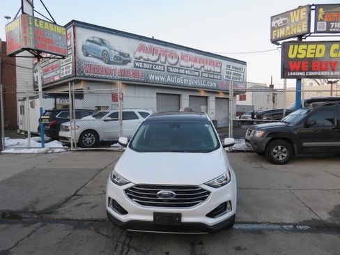 Used 2019 Ford Edge SEL w/ Equipment Group 201A image 6