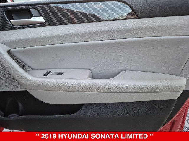 Used 2019 Hyundai Sonata Limited FWD image 36