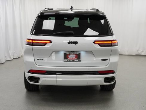 Certified 2025 Jeep Grand Cherokee L Summit AWD/4WD image 11