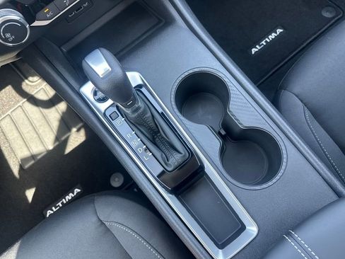 New 2026 Nissan Altima 2.5 SV image 25