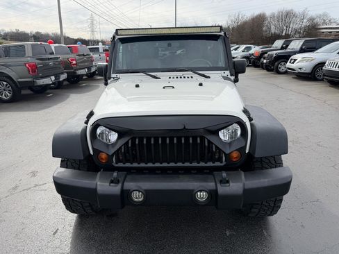 Used 2010 Jeep Wrangler Unlimited Sport image 7