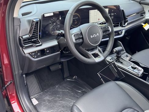 New 2025 Kia Sportage SX image 23