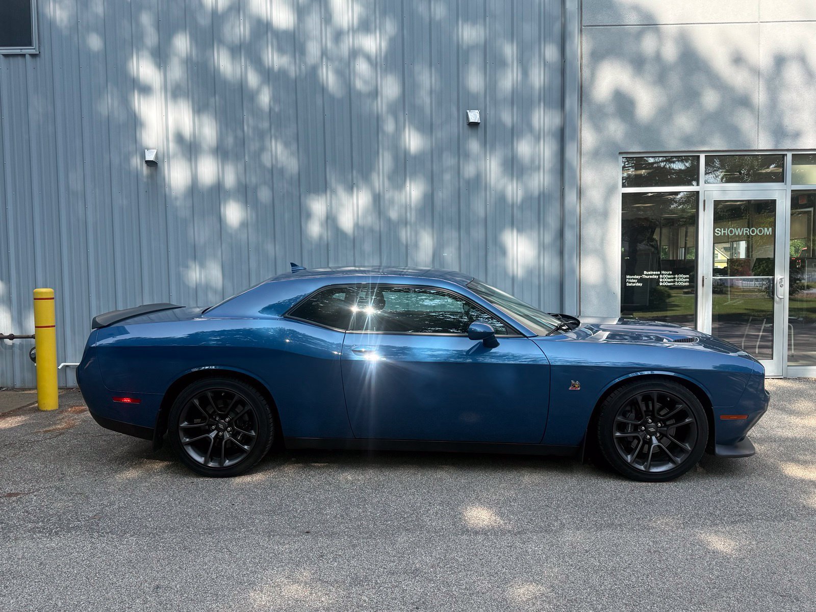 Used 2022 Dodge Challenger R/T Scat Pack RWD image 7