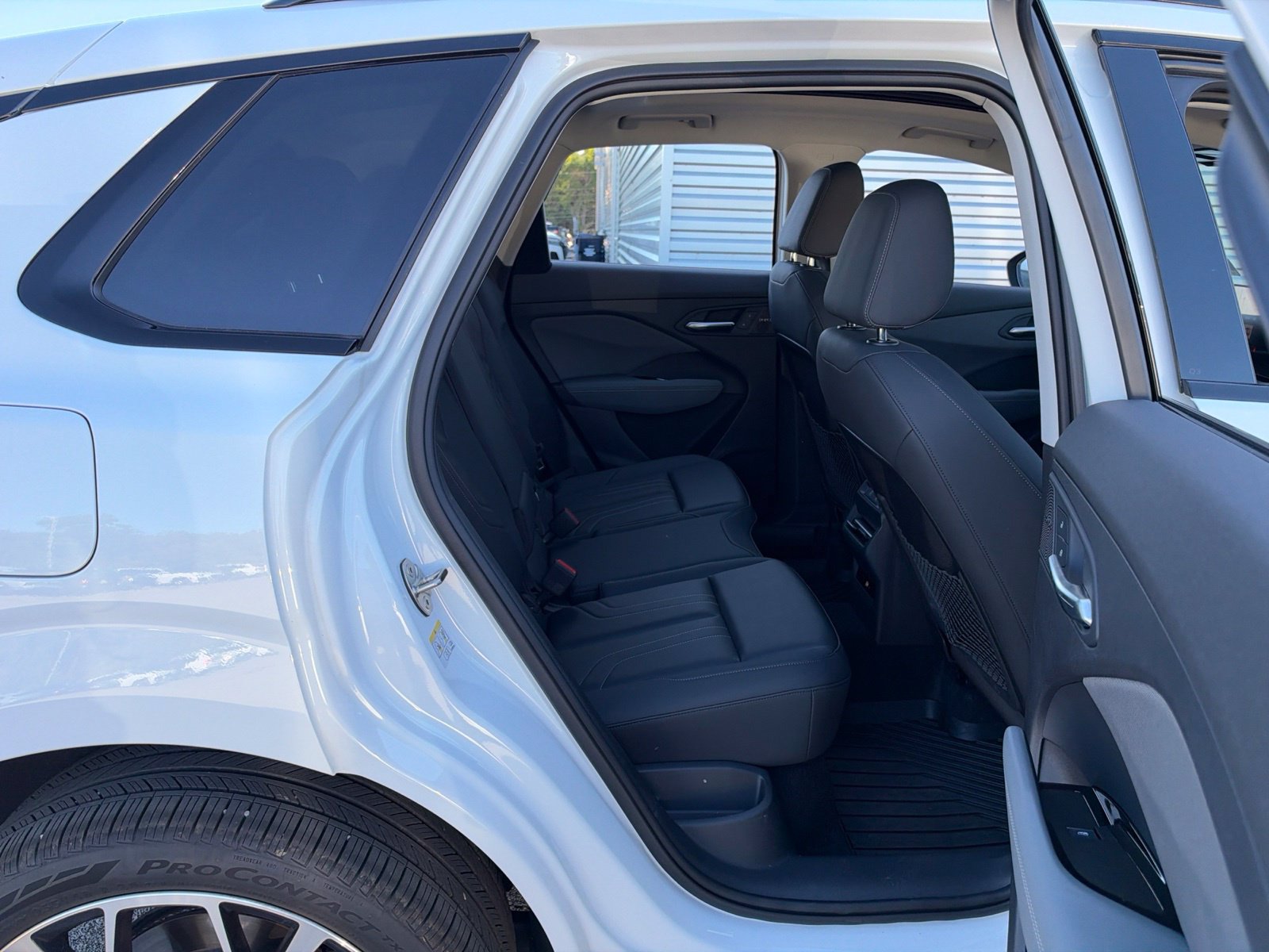 Used 2026 Audi Q3 quattro 2.0T w/ 20" Wheel Package AWD/4WD image 36