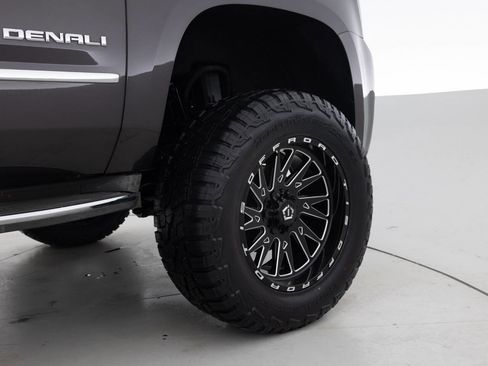 Used 2015 GMC Yukon Denali w/ Touring Package image 18