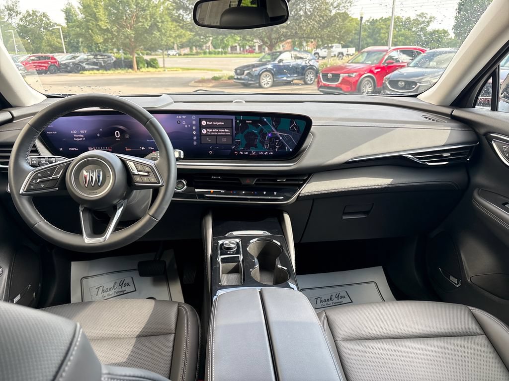 Used 2025 Buick Envision Preferred AWD/4WD image 27