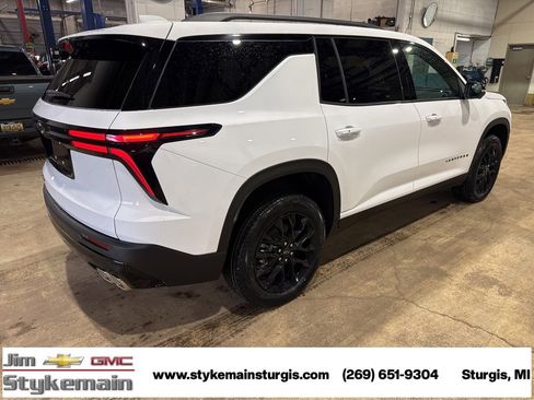 New 2026 Chevrolet Traverse LT w/ Midnight/Sport Edition image 7