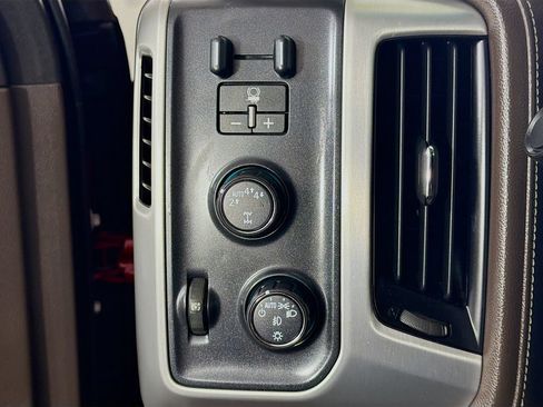 Used 2018 GMC Sierra 1500 SLT AWD/4WD image 11