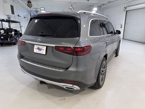 Used 2025 Mercedes-Benz GLS 450 4MATIC image 5
