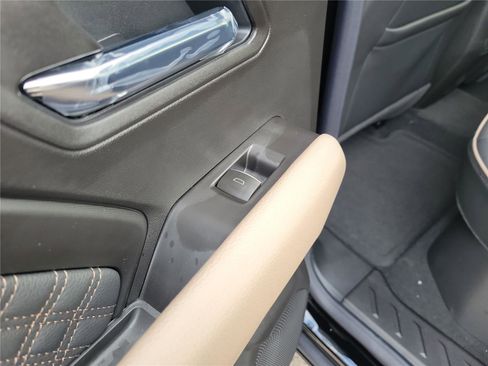 New 2026 GMC Canyon Denali image 29