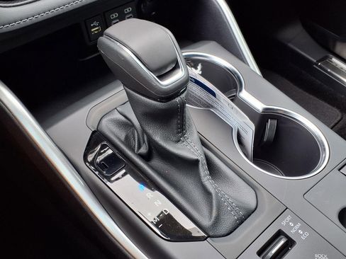 New 2026 Toyota Highlander XSE AWD/4WD image 17