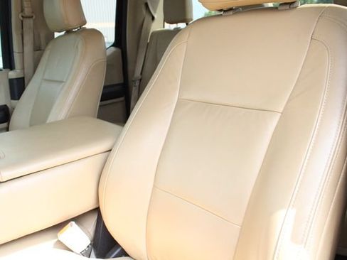 Used 2018 Ford F150 XLT AWD/4WD image 4