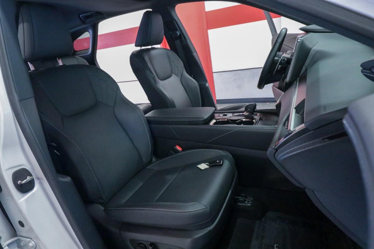 Used 2024 Lexus RX 350 Premium w/ Cold Area Package FWD image 27