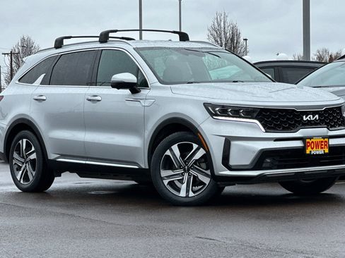 Used 2023 Kia Sorento SX Prestige image 2