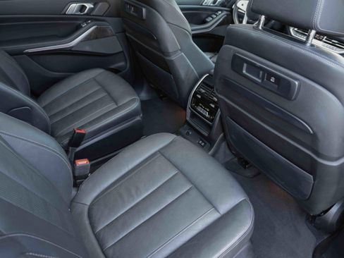 Used 2020 BMW X7 xDrive40i w/ Premium Package image 33