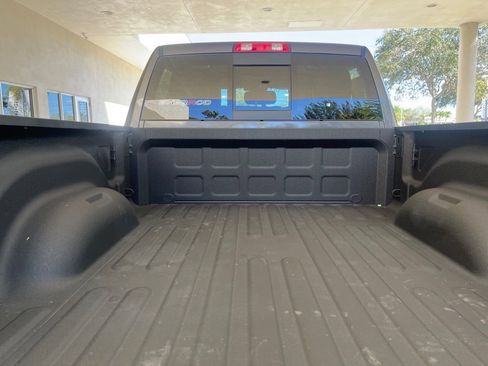 New 2022 RAM 2500 Big Horn w/ Level C Equiment Group image 32