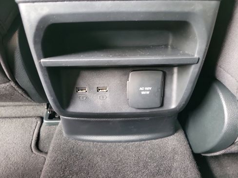 Used 2022 Ford Ranger XLT w/ Equipment Group 302A High image 11