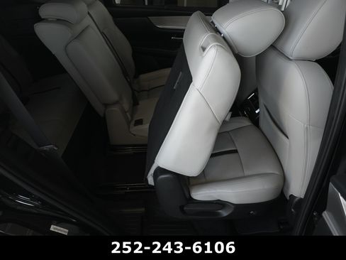 Used 2024 MAZDA CX-90 Plug-In Hybrid w/ Preferred AWD/4WD image 40