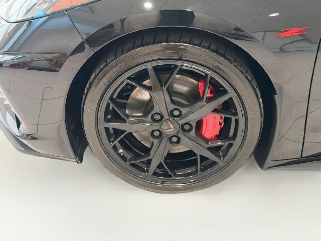 Certified 2022 Chevrolet Corvette Stingray Premium Conv w/ Z51 Performance Package RWD image 23