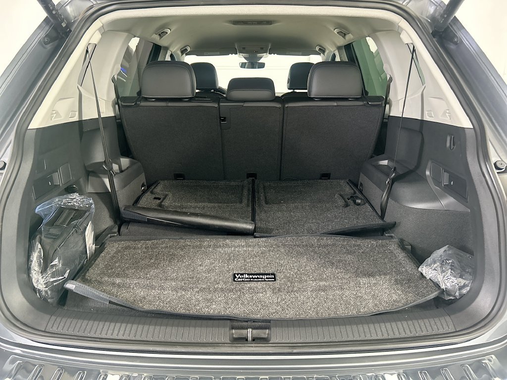 Used 2024 Volkswagen Tiguan SE FWD image 26