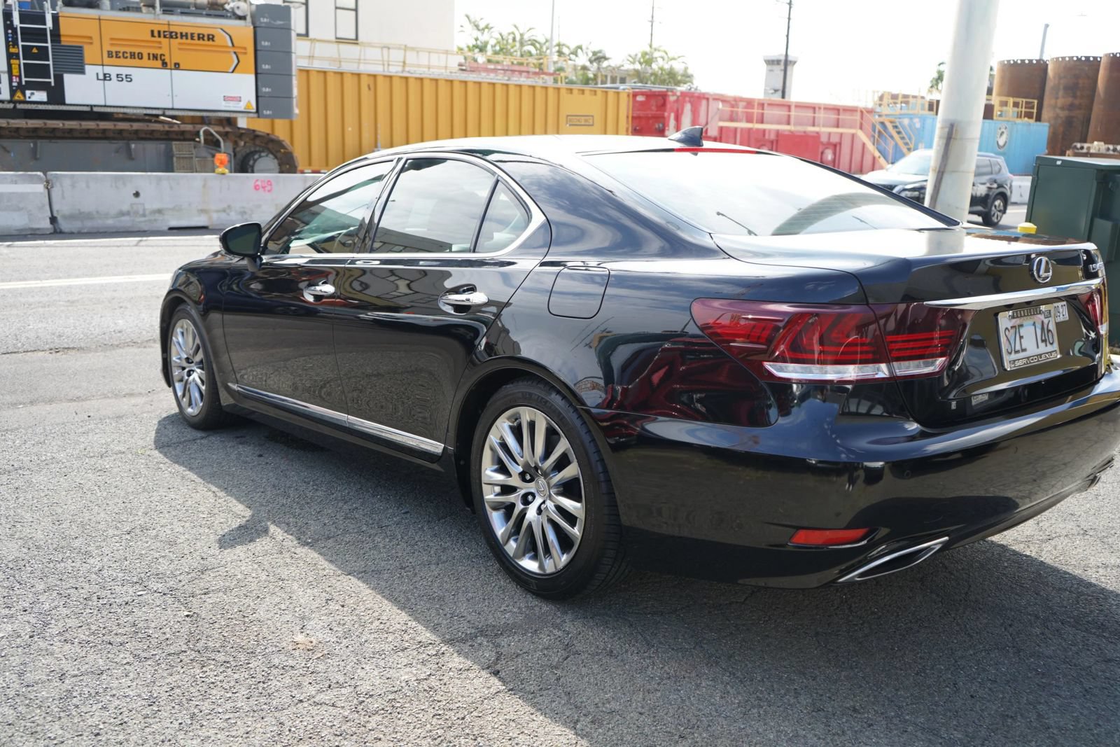 Used 2016 Lexus LS 460 RWD image 22