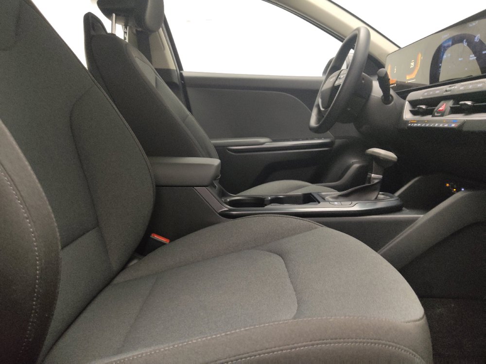 Used 2025 Kia K4 FWD image 21