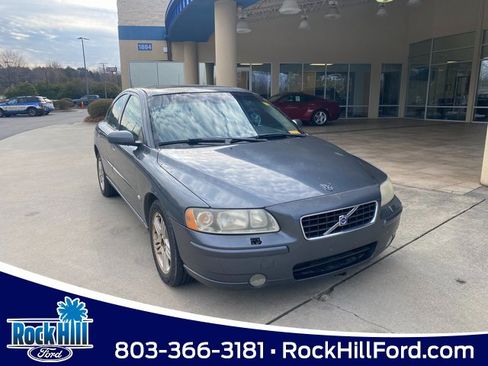 Used 2005 Volvo S60 2.5T image 1