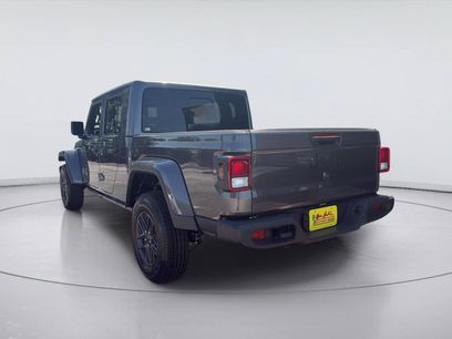 New 2025 Jeep Gladiator Sport