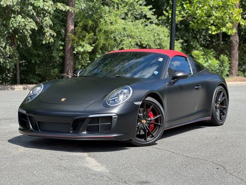 Used 2017 Porsche 911 Targa 4 GTS AWD/4WD image 1