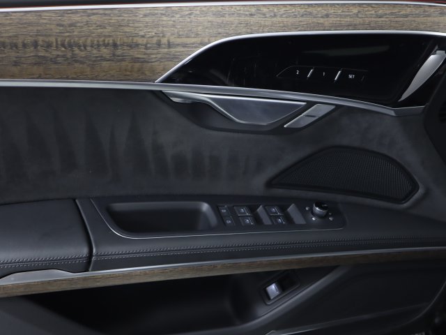 Certified 2024 Audi A8 L 3.0T AWD/4WD image 11