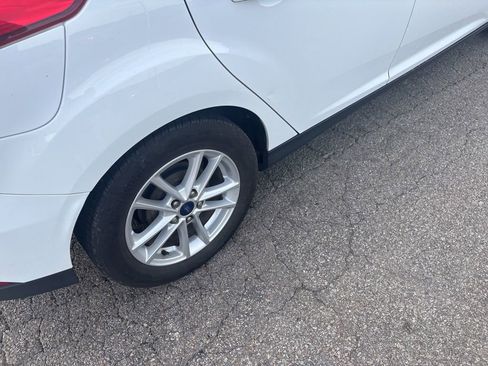 Used 2018 Ford Focus SE w/ Interior Protection Package FWD image 11