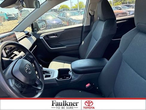 Certified 2025 Toyota RAV4 XLE AWD/4WD image 21