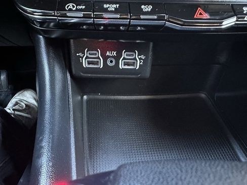 Used 2024 Dodge Durango GT image 35