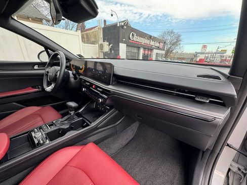 Used 2025 Kia K5 GT-Line w/ GT-Line Premium Package image 39