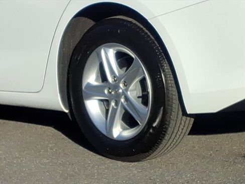 Used 2024 Chevrolet Malibu LS image 11