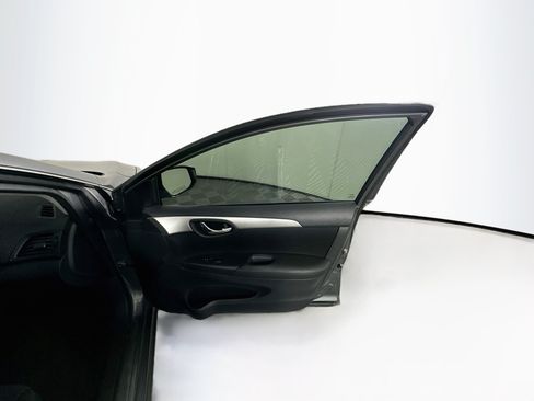 Used 2019 Nissan Sentra S FWD image 30