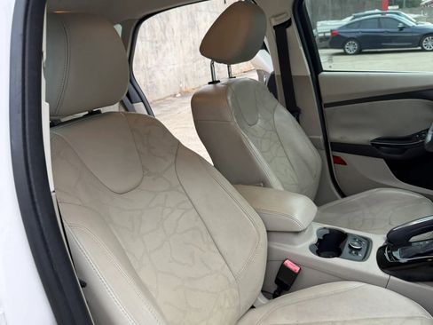 Used 2013 Ford Focus Electric Hatchback FWD image 20