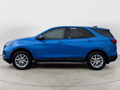 Used 2024 Chevrolet Equinox LS w/ LS Convenience Package AWD/4WD image 8