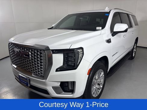 Used 2024 GMC Yukon XL Denali AWD/4WD image 5