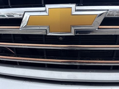 Used 2022 Chevrolet Silverado 2500 High Country w/ Technology Package image 17