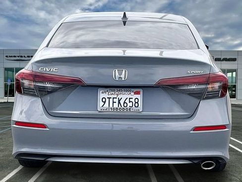 Used 2025 Honda Civic Sport image 3