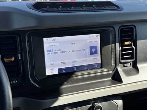 Used 2023 Ford Bronco Badlands w/ Sasquatch Package image 23