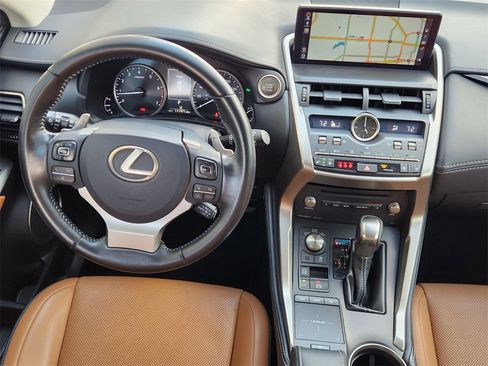 Used 2018 Lexus NX 300 FWD image 28