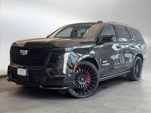 Used 2025 Cadillac Escalade V AWD/4WD image 1