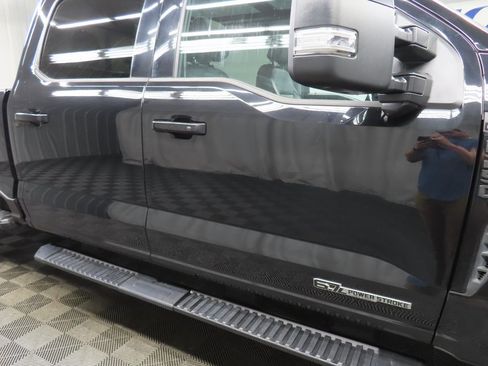 Used 2023 Ford F250 Lariat w/ Sport Appearance Package image 39