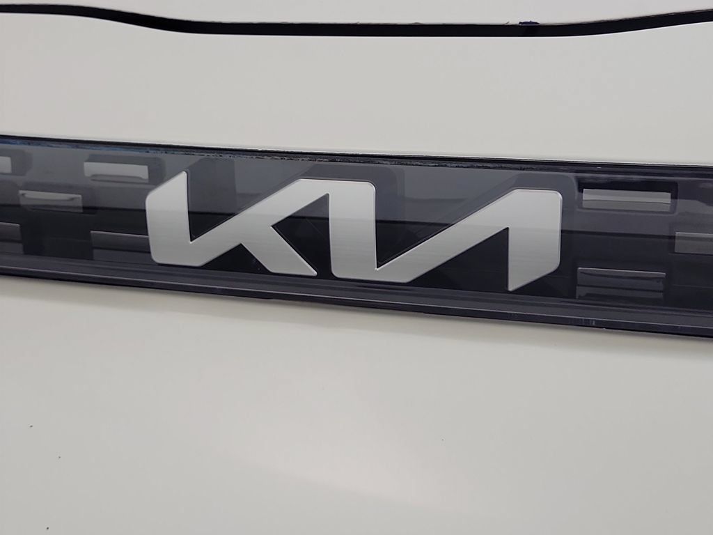 Used 2023 Kia Soul LX FWD image 10