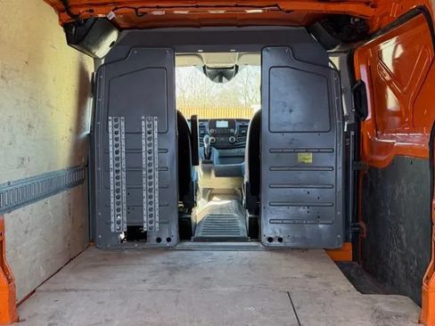 Used 2021 Ford Transit 150 Low Roof RWD image 31