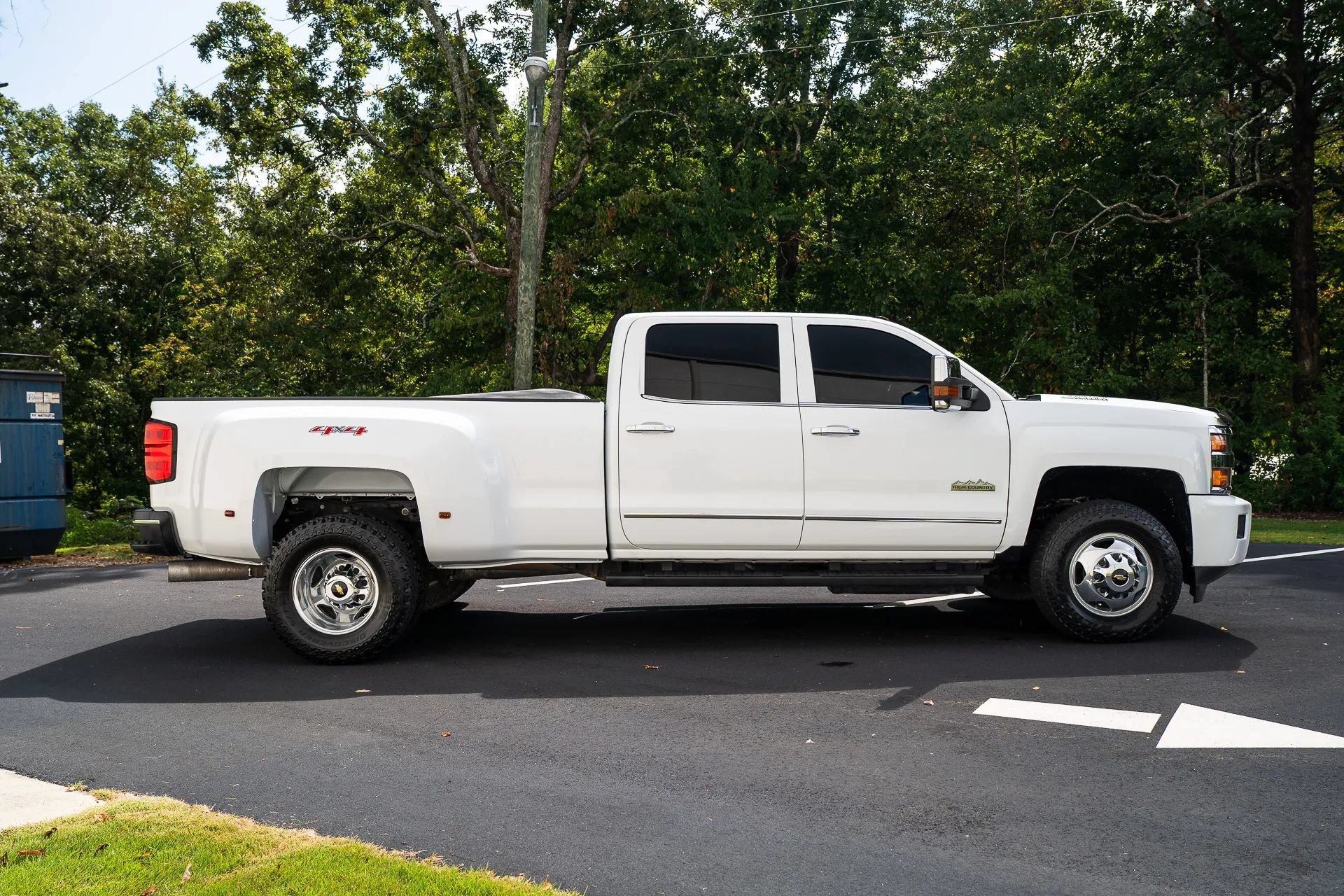 Used 2016 Chevrolet Silverado 3500 High Country w/ Duramax Plus Package AWD/4WD image 10