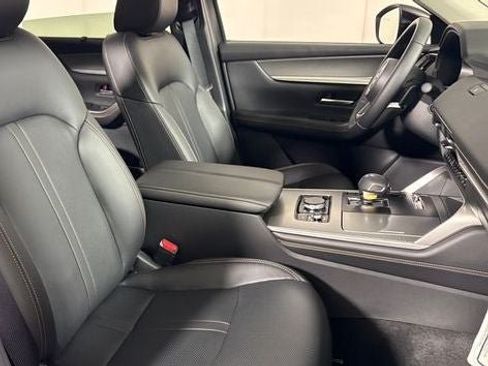 New 2026 MAZDA CX-90 Plug-In Hybrid w/Premium Sport AWD/4WD image 15