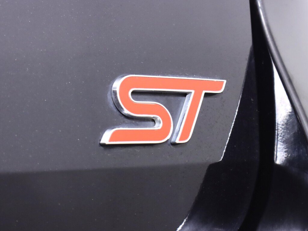 Used 2021 Ford Explorer ST w/ ST Street Pack AWD/4WD image 42